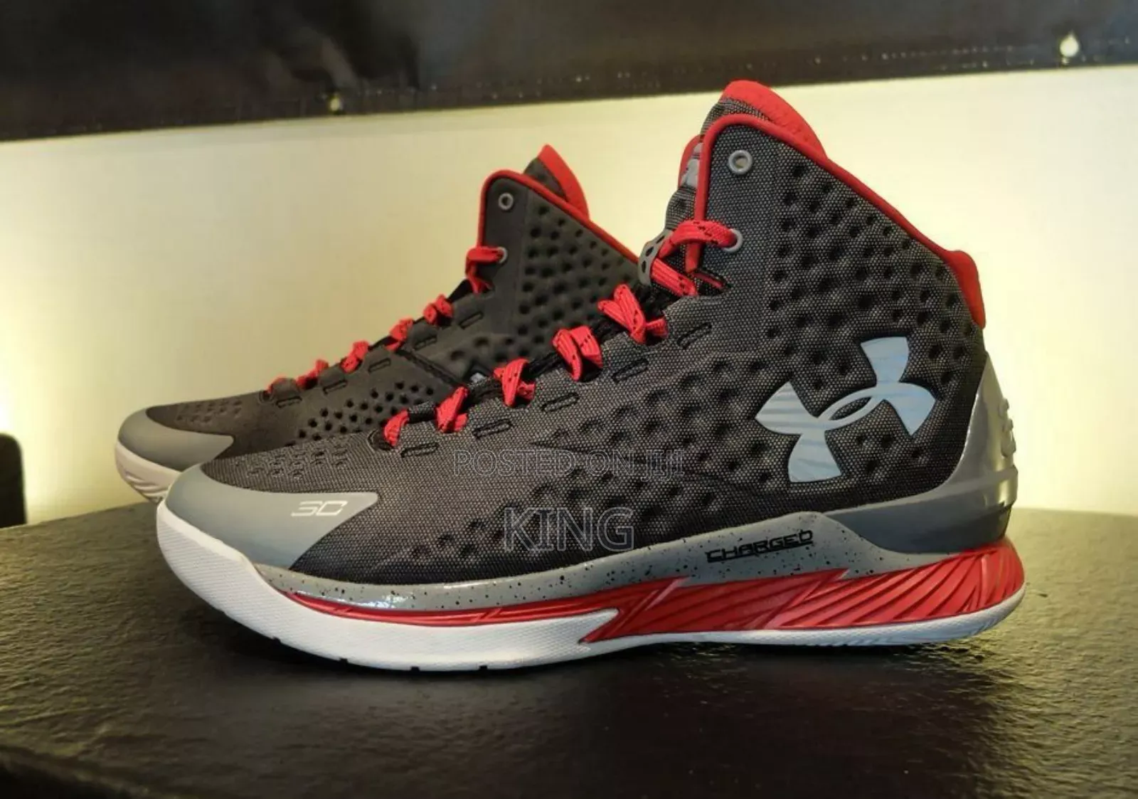 Certified Under Armour Curry One Sneakers