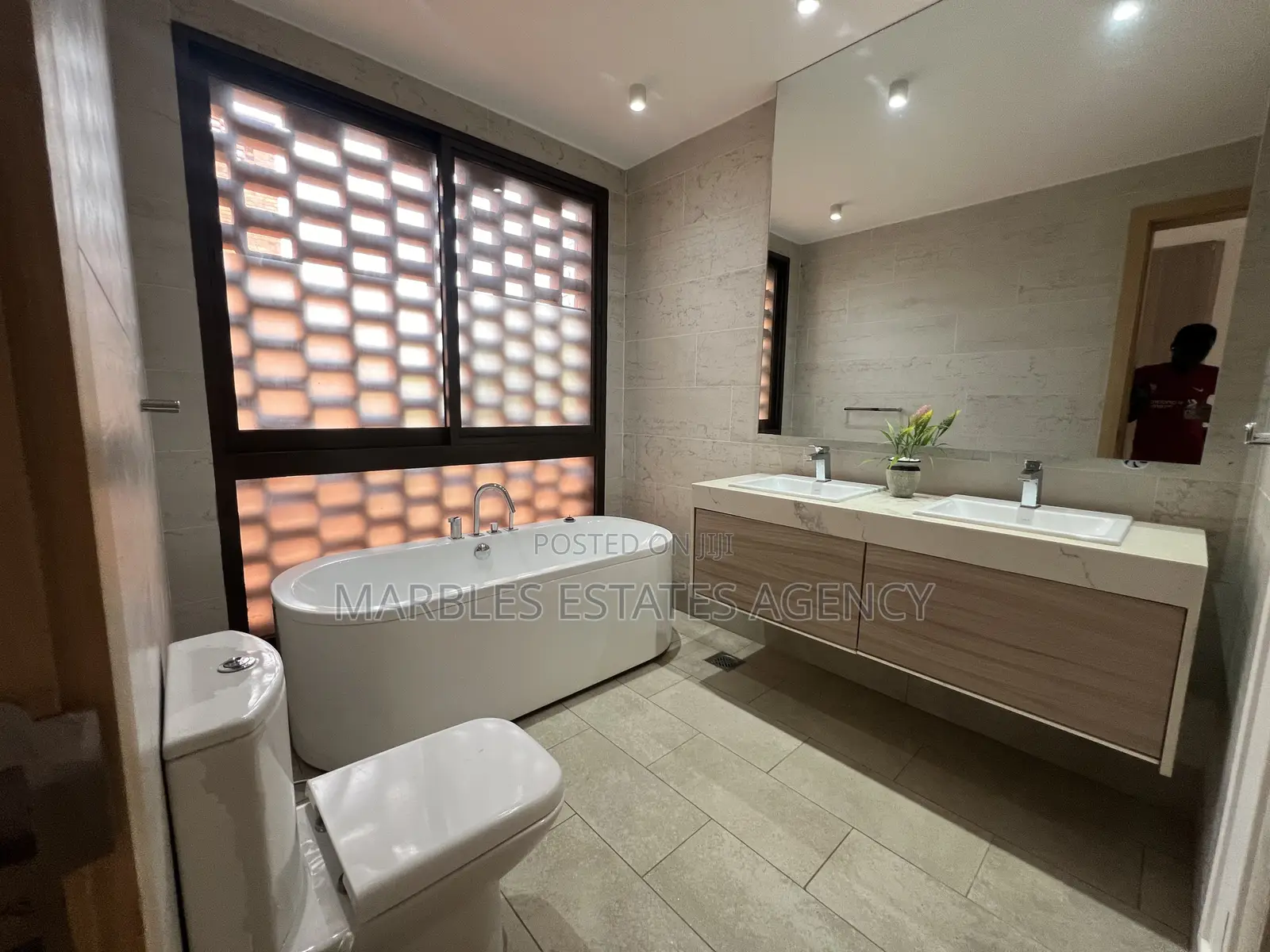 Furnished 3bdrm Apartment in Kololo, Central Division for rent