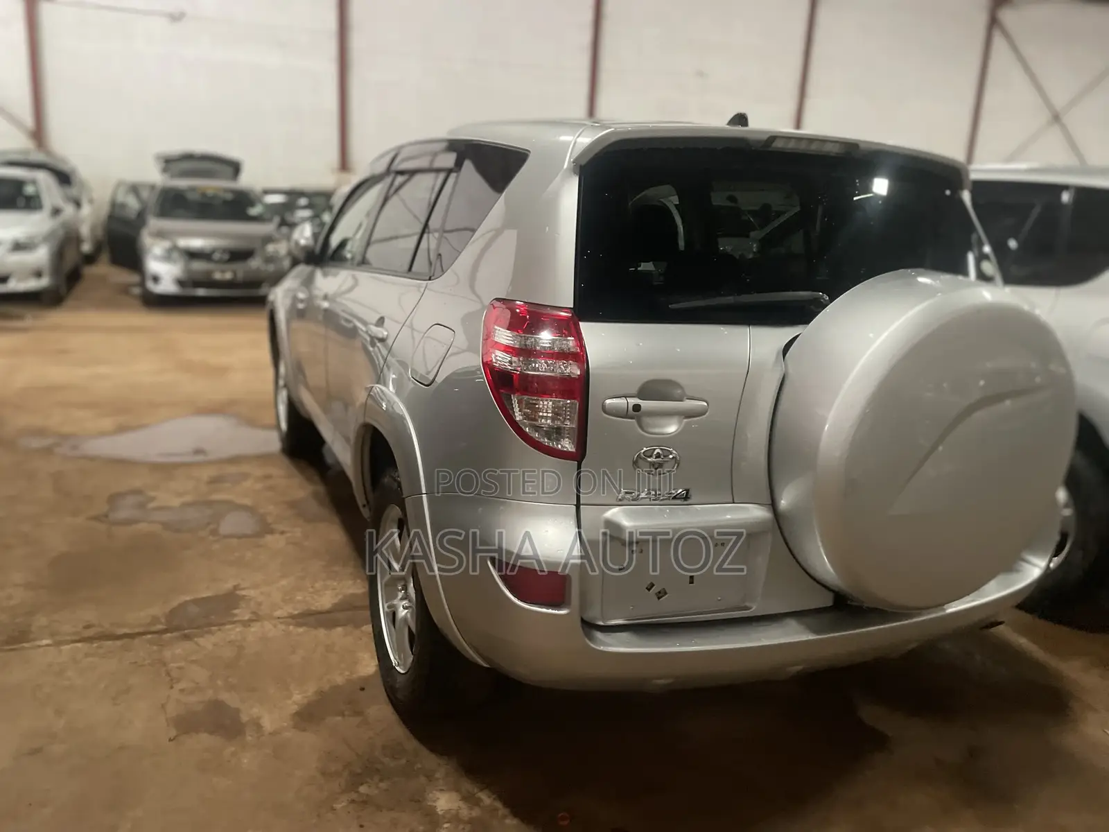 Toyota RAV4 2010 Silver