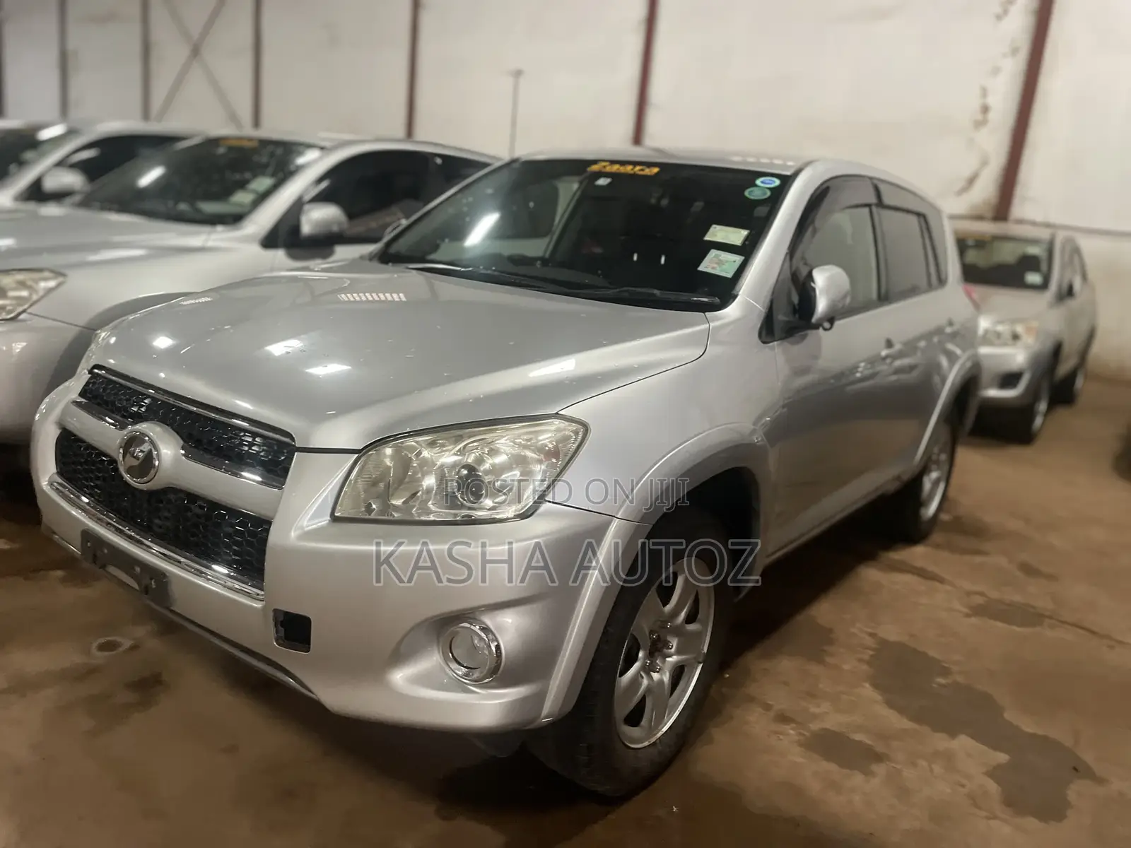 Toyota RAV4 2010 Silver