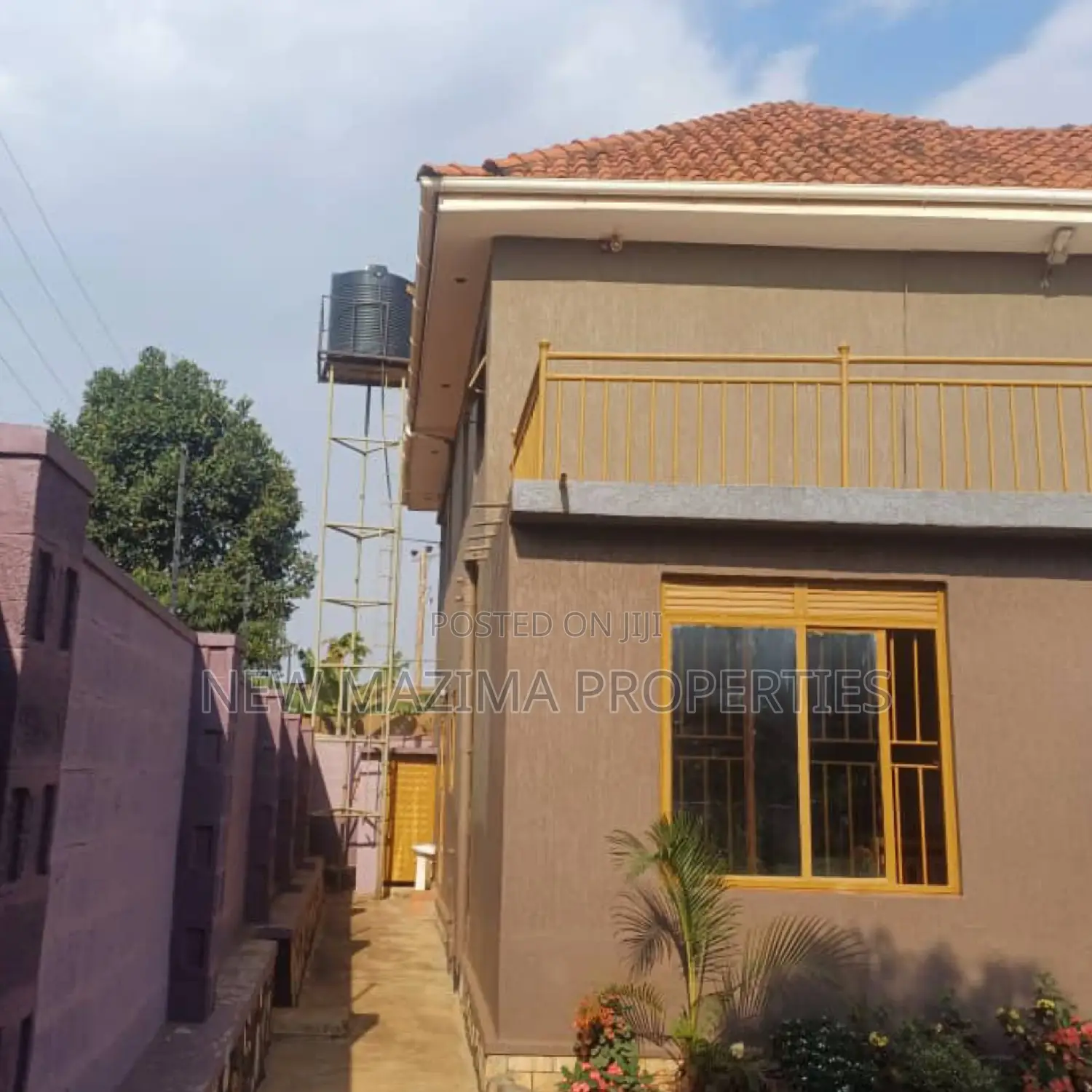 5bdrm Maisonette in Lubowa Heights, Division A for sale