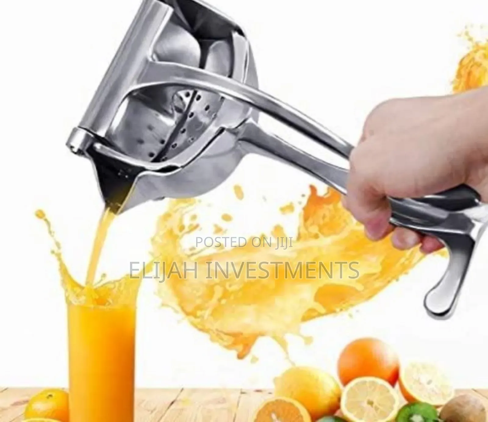 Brand New Hand Held Fruits Squeezer