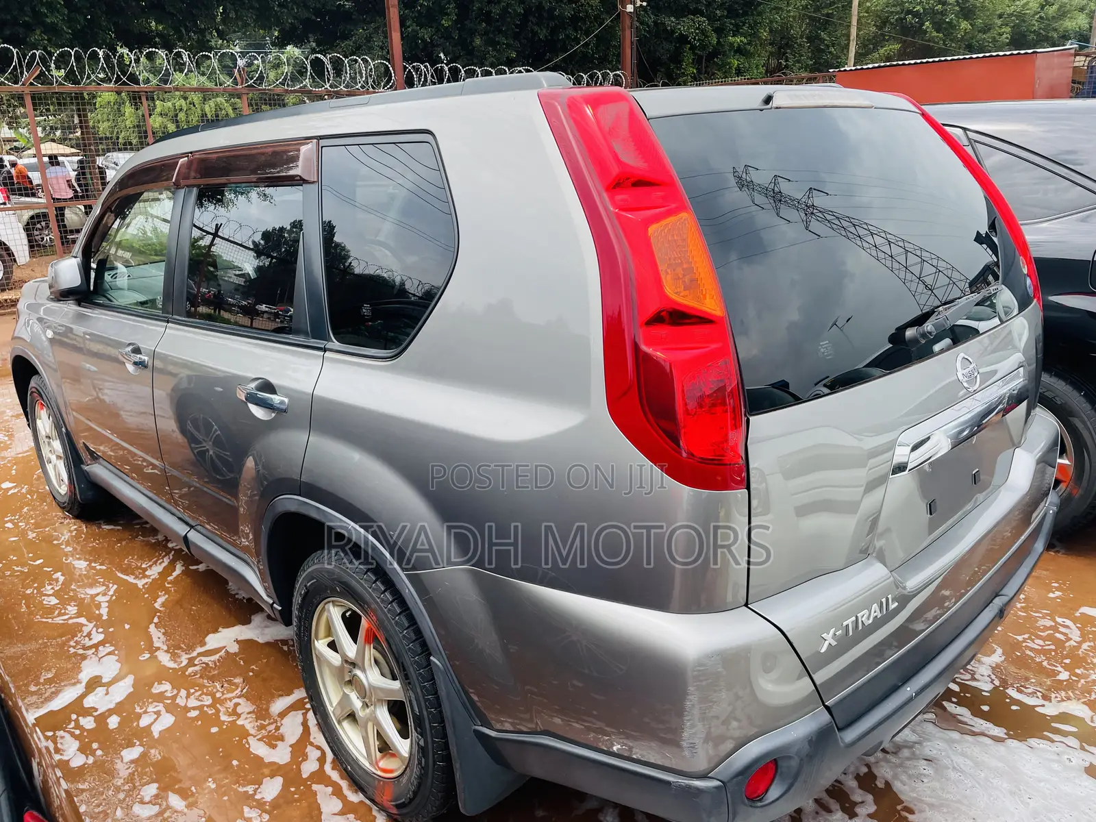 Nissan X-Trail 2.0 Petrol XE 2009 Gray