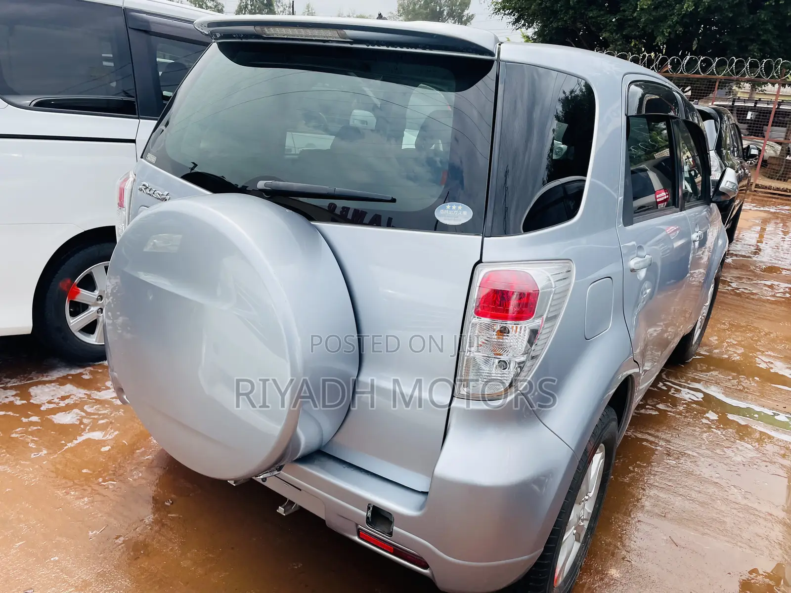 Toyota Rush 1.5 AWD 2009 Silver