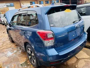 Subaru Forester 2.0XT Premium AWD 2017 Blue