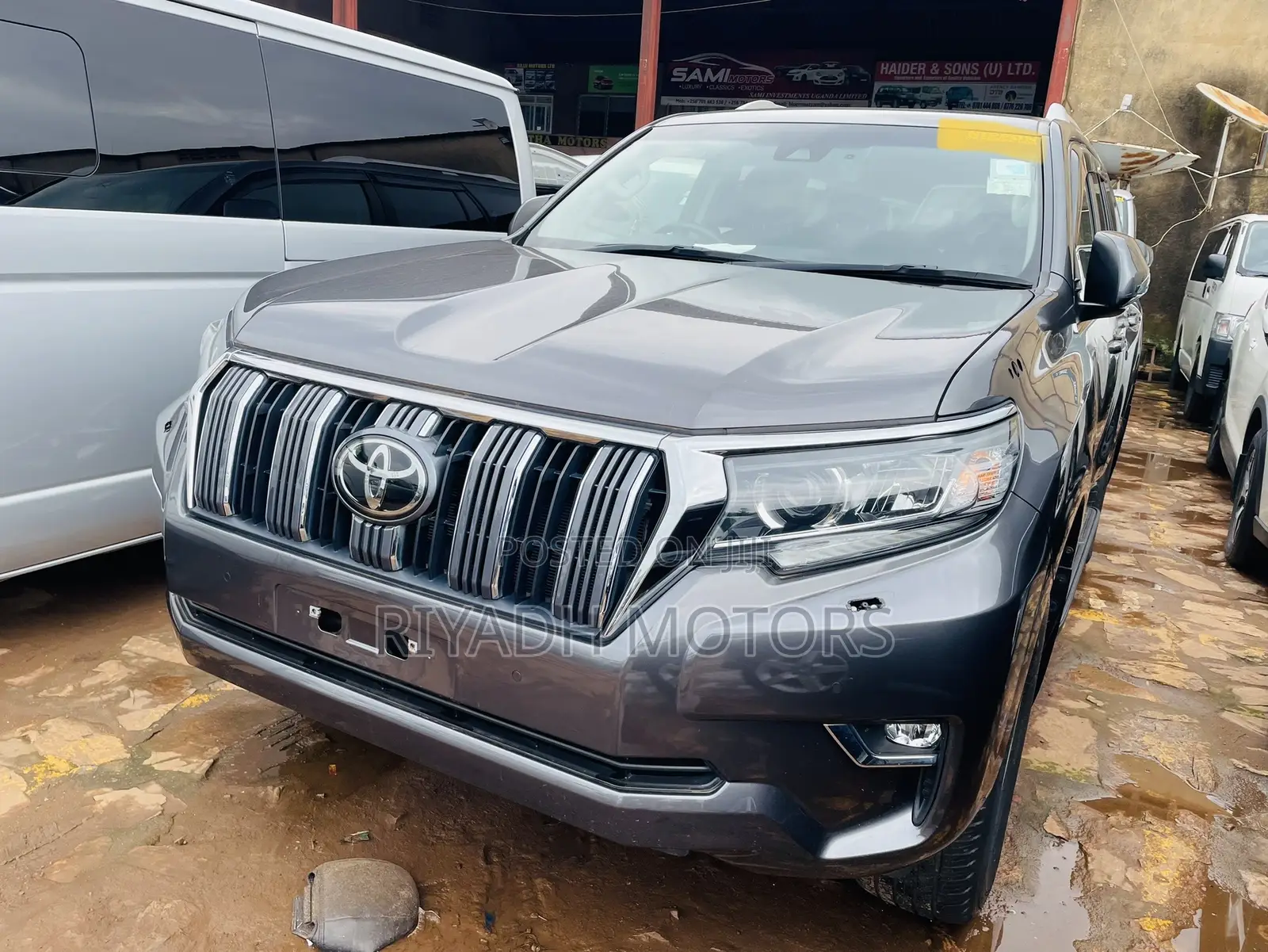 Toyota Land Cruiser Prado 2.7 2019 Gray
