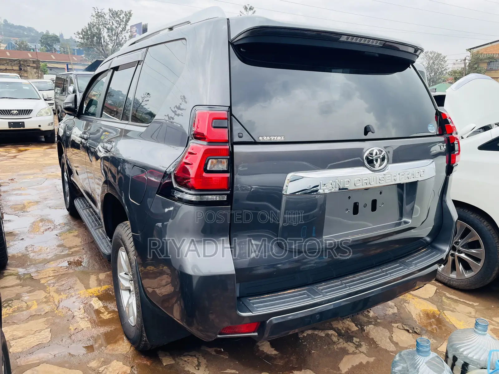 Toyota Land Cruiser Prado 2.7 2019 Gray