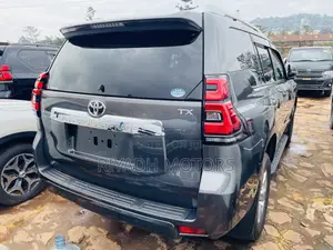 Toyota Land Cruiser Prado 2.7 2019 Gray