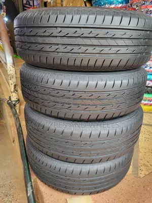 195 65 R15 Used Bridgestone Japan Very Good Item N Strong 