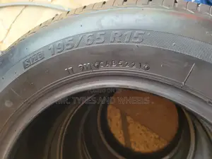 195 65 R15 Used Bridgestone Japan Very Good Item N Strong 