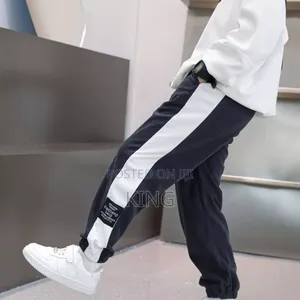 Tender Regular Fit Sweater Pants