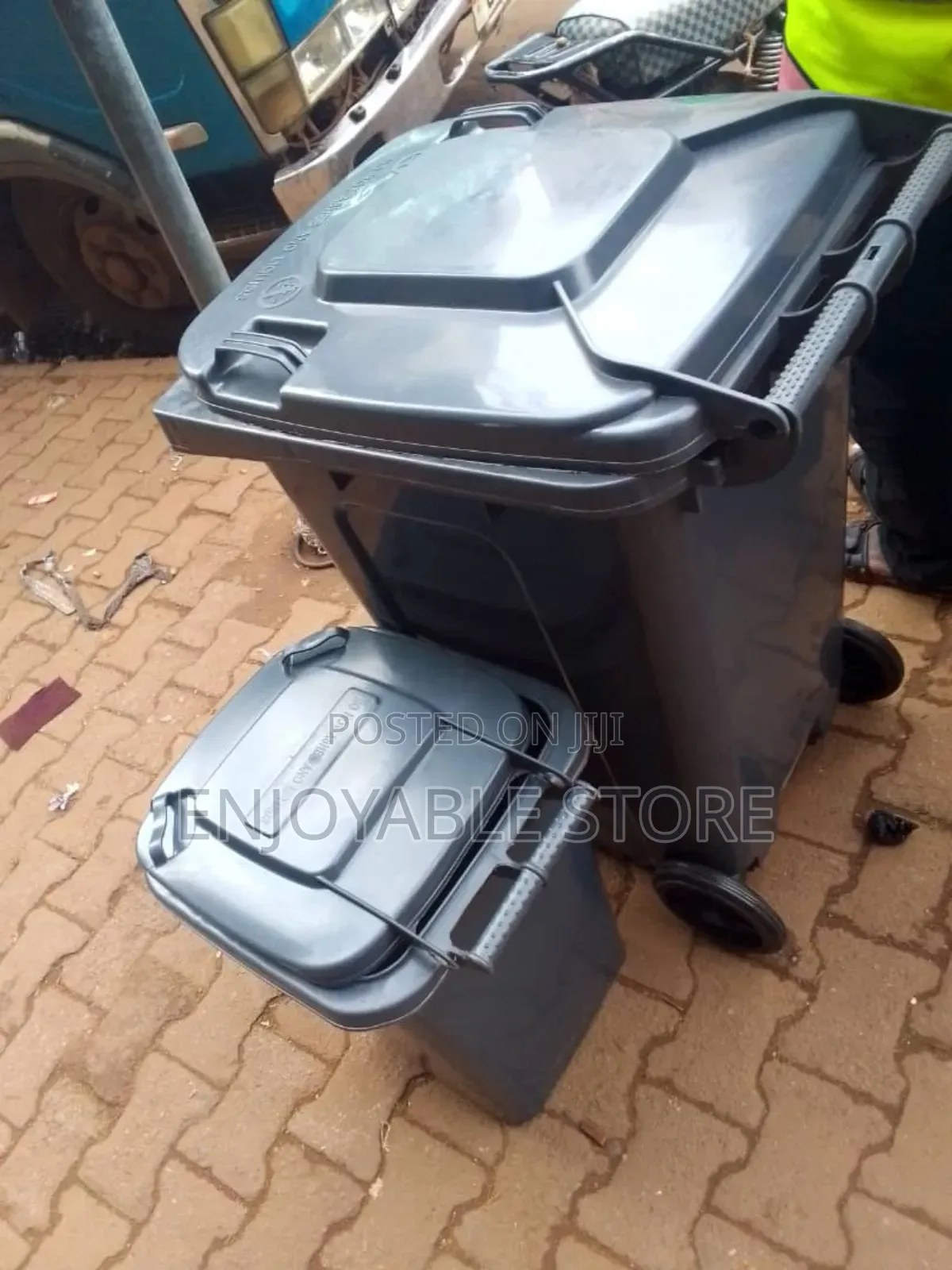 Plastic Dustbins/Plastic Dustbins 240ltrs Wheels