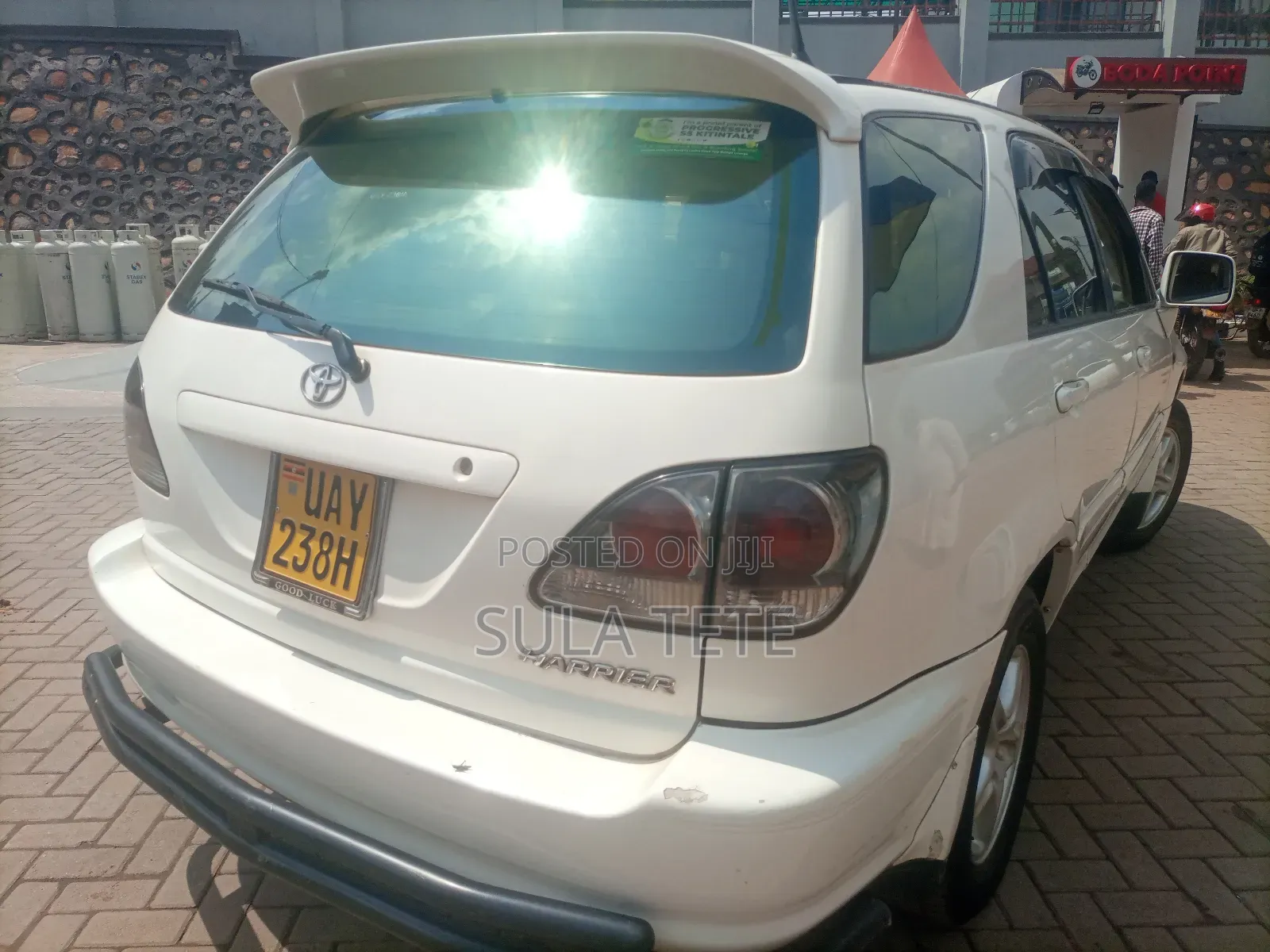 Toyota Harrier 2.4 16V 1998 White