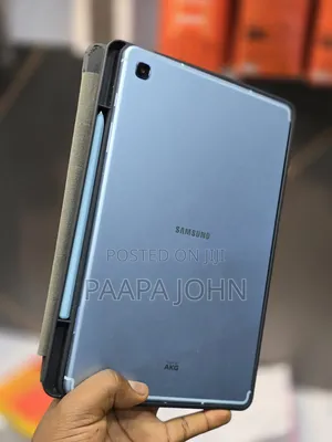 Photo - Samsung Galaxy Tab S6 Lite 64 GB Blue