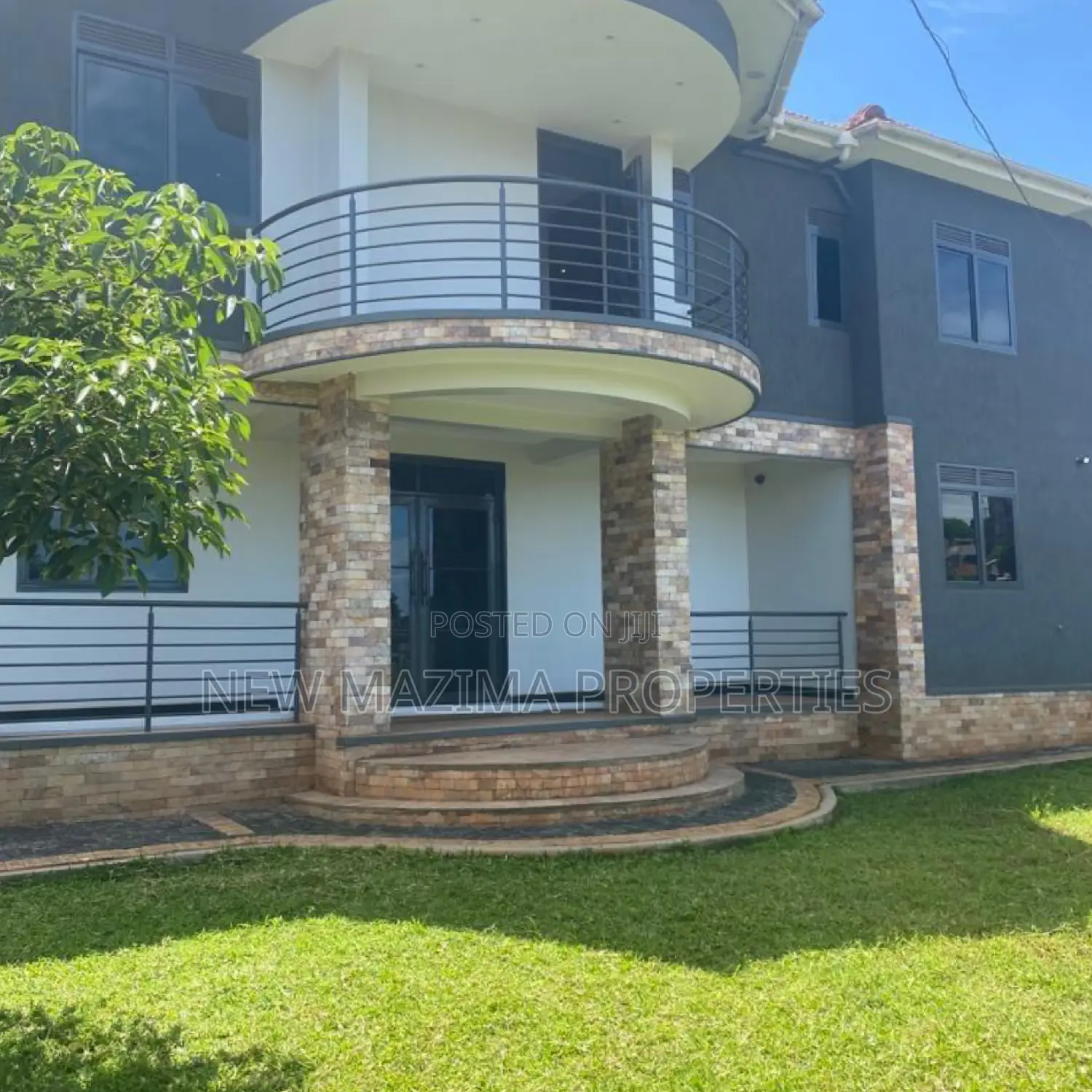6bdrm Maisonette in Buziga Heights, Division A for sale
