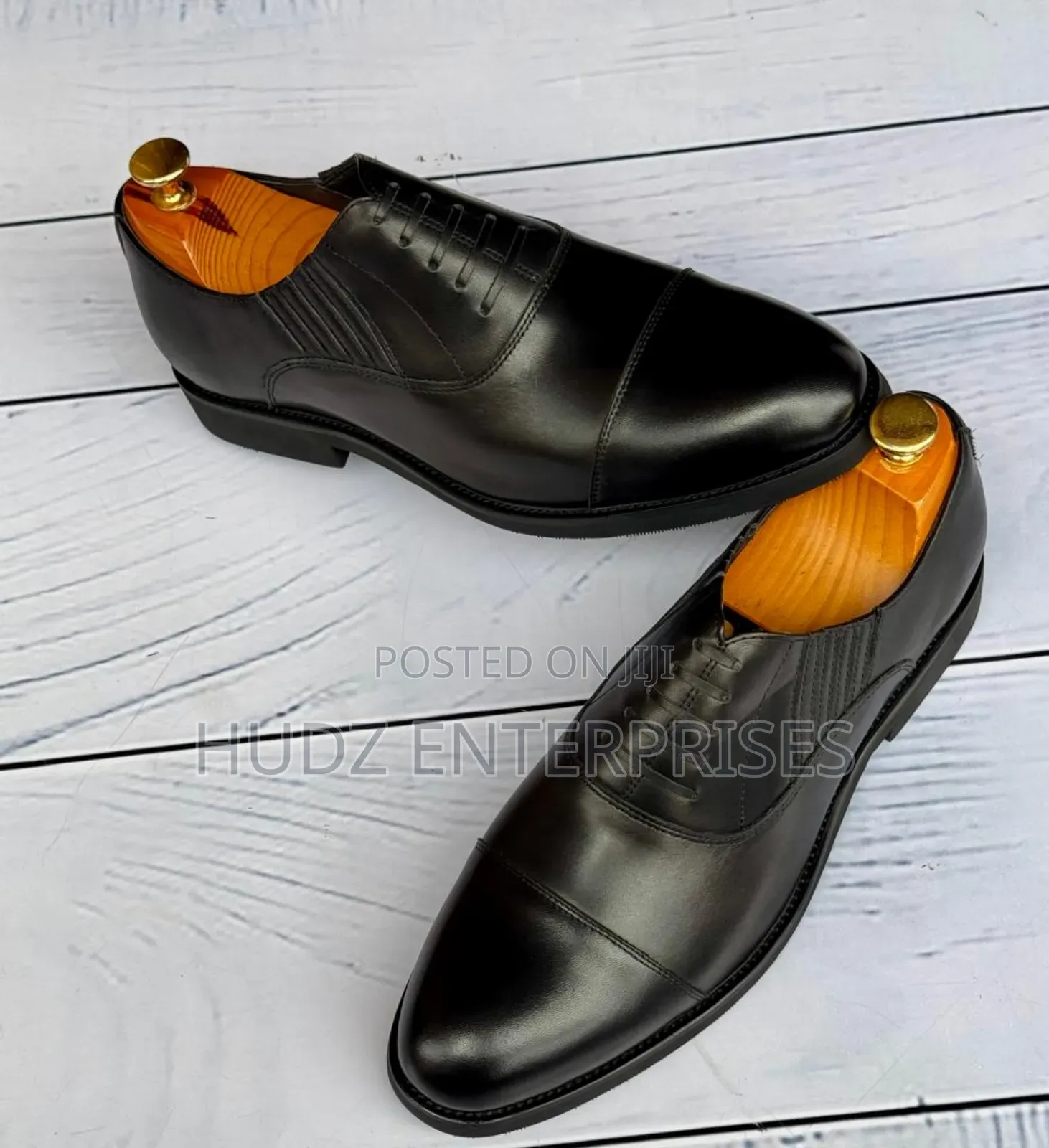 High Quality Shoes Black Colour
