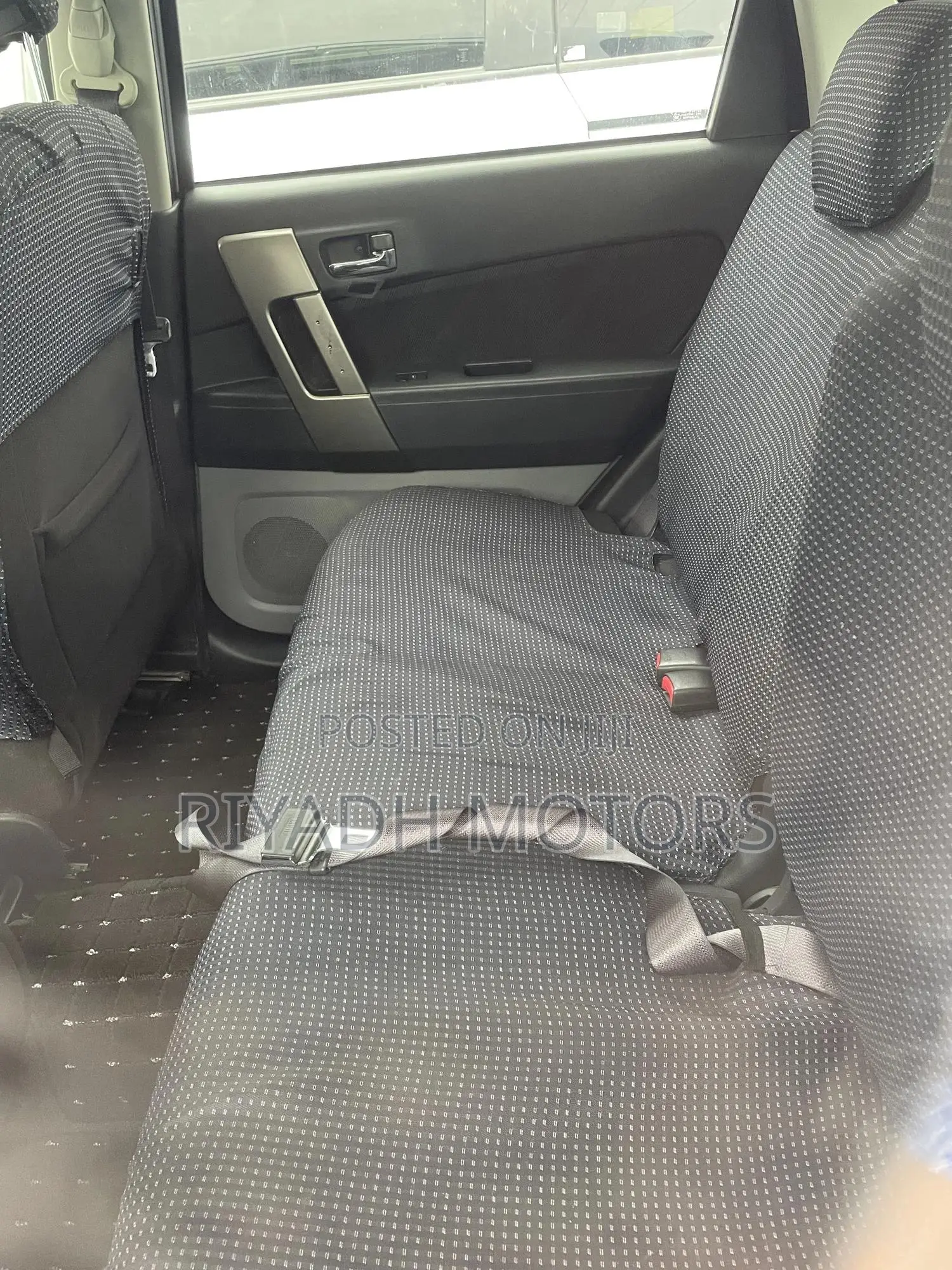 Toyota Rush 1.5 AWD 2009 Silver
