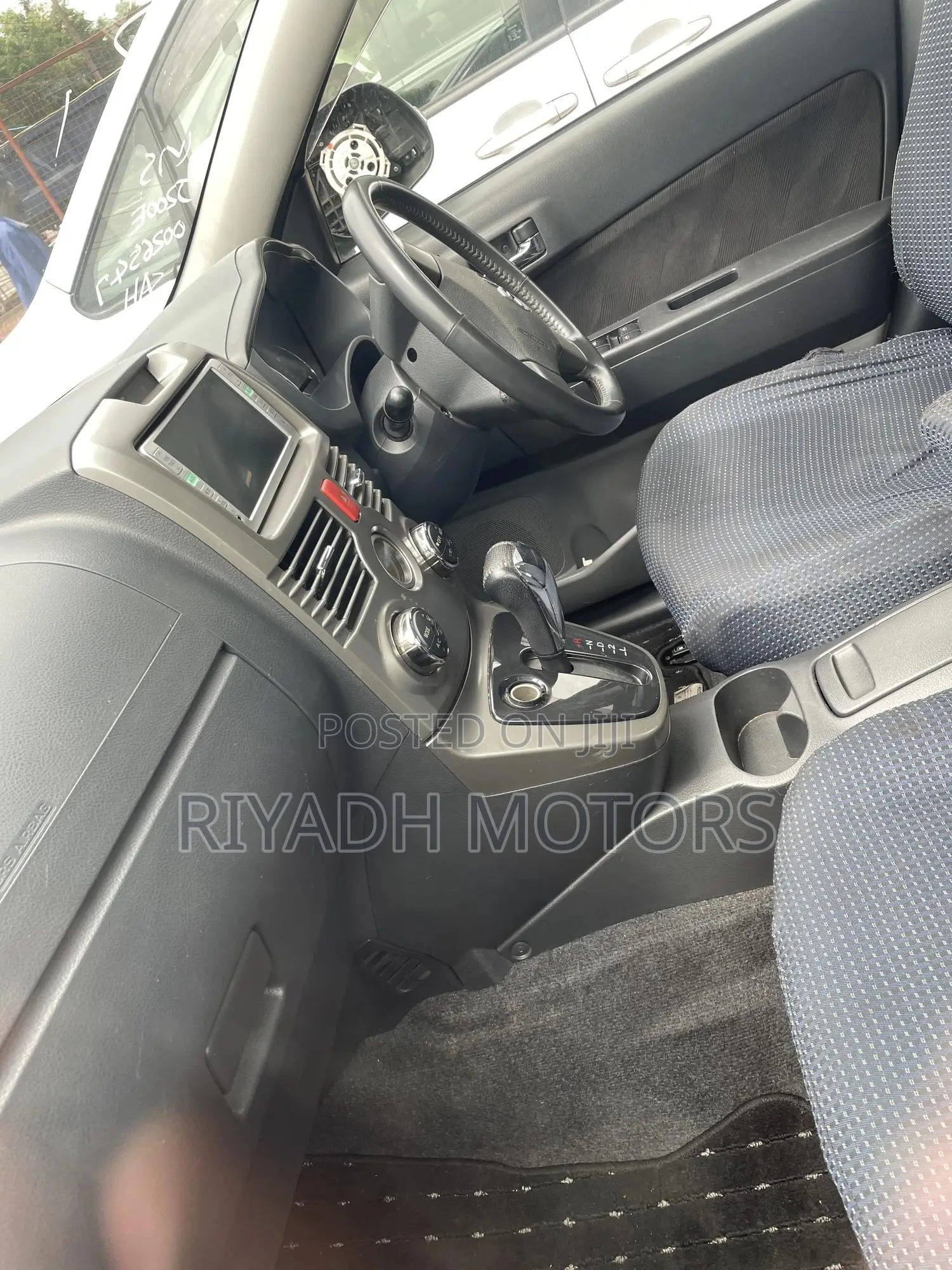 Toyota Rush 1.5 AWD 2009 Silver