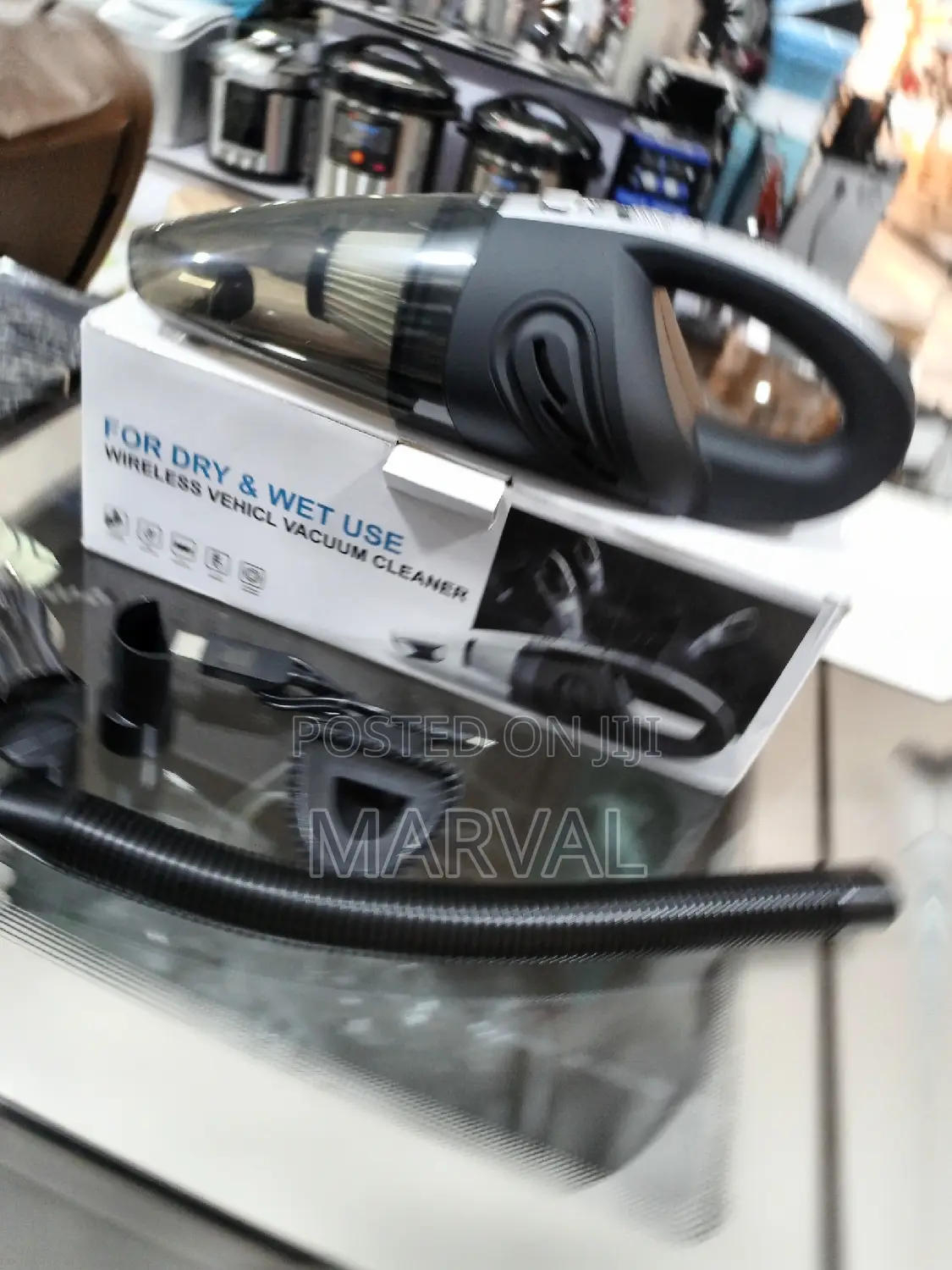 Cordless Vacuum Cleaner (Wet and Dry Use)