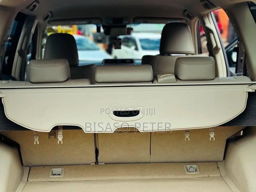Toyota Land Cruiser Prado 2022 Gray