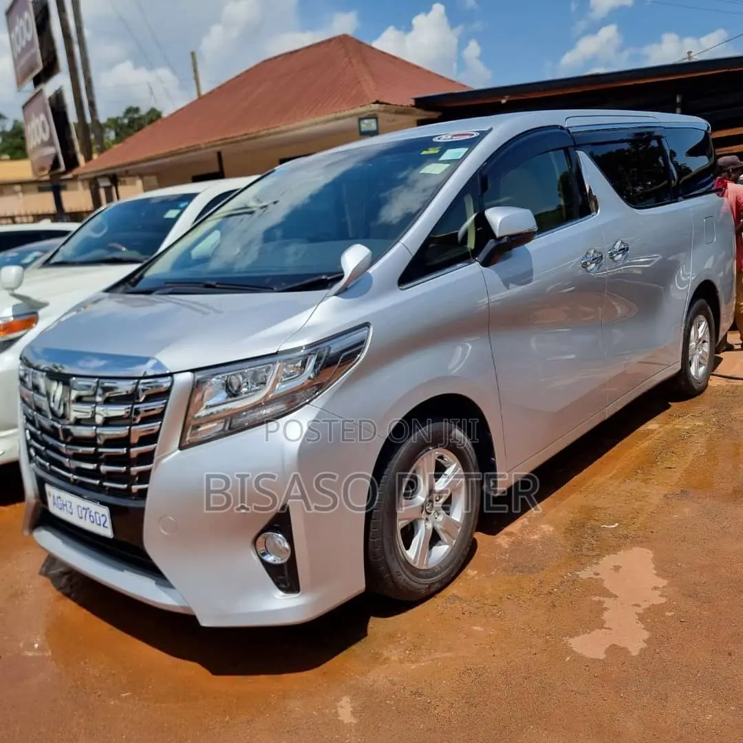 Toyota Alphard 2.5 Petrol AWD 2016 Silver