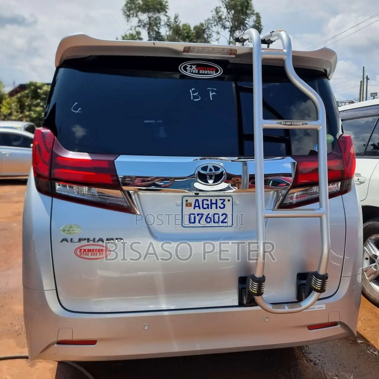 Toyota Alphard 2.5 Petrol AWD 2016 Silver