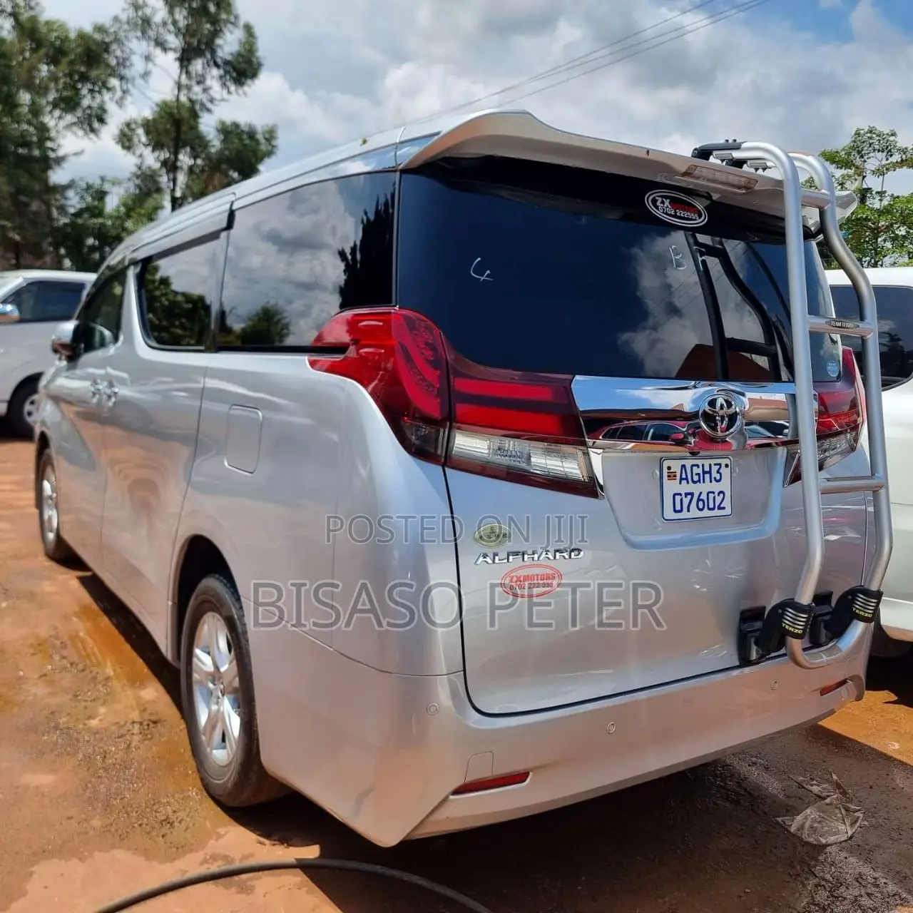 Toyota Alphard 2.5 Petrol AWD 2016 Silver