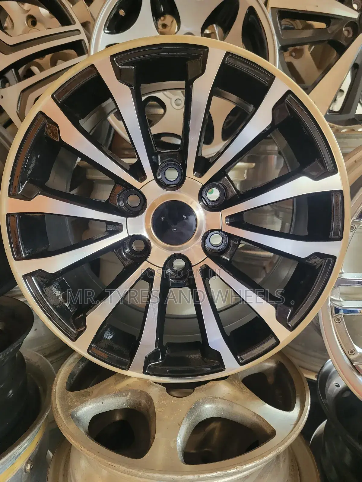 You Can Ask Any One About Those Rims but Wat I No They a Gd.
