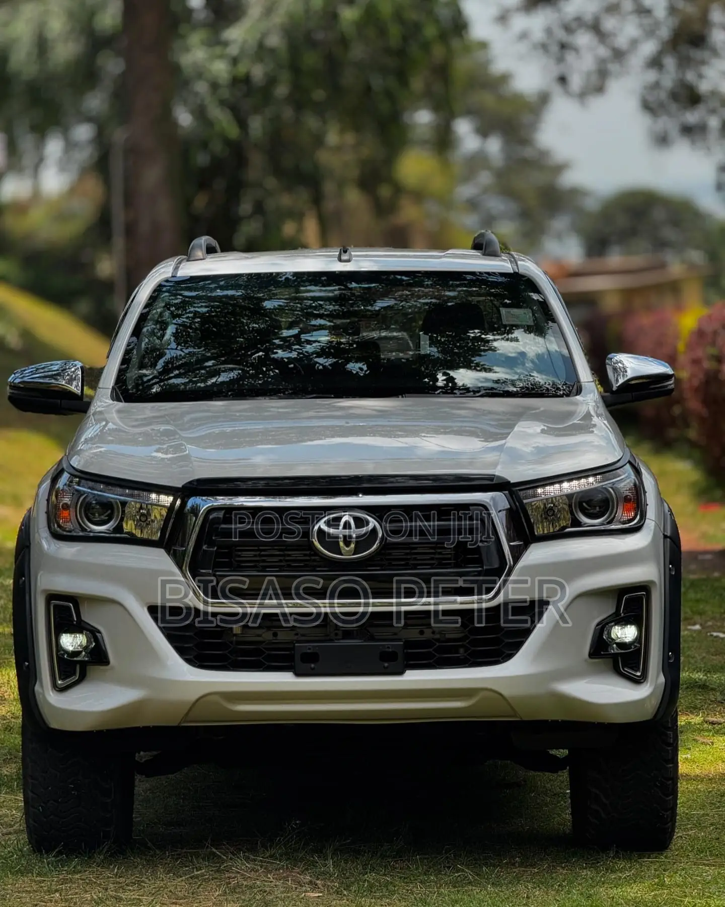 Toyota Hilux 2018 White