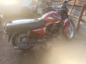 Mahindra Gusto 2019 Red