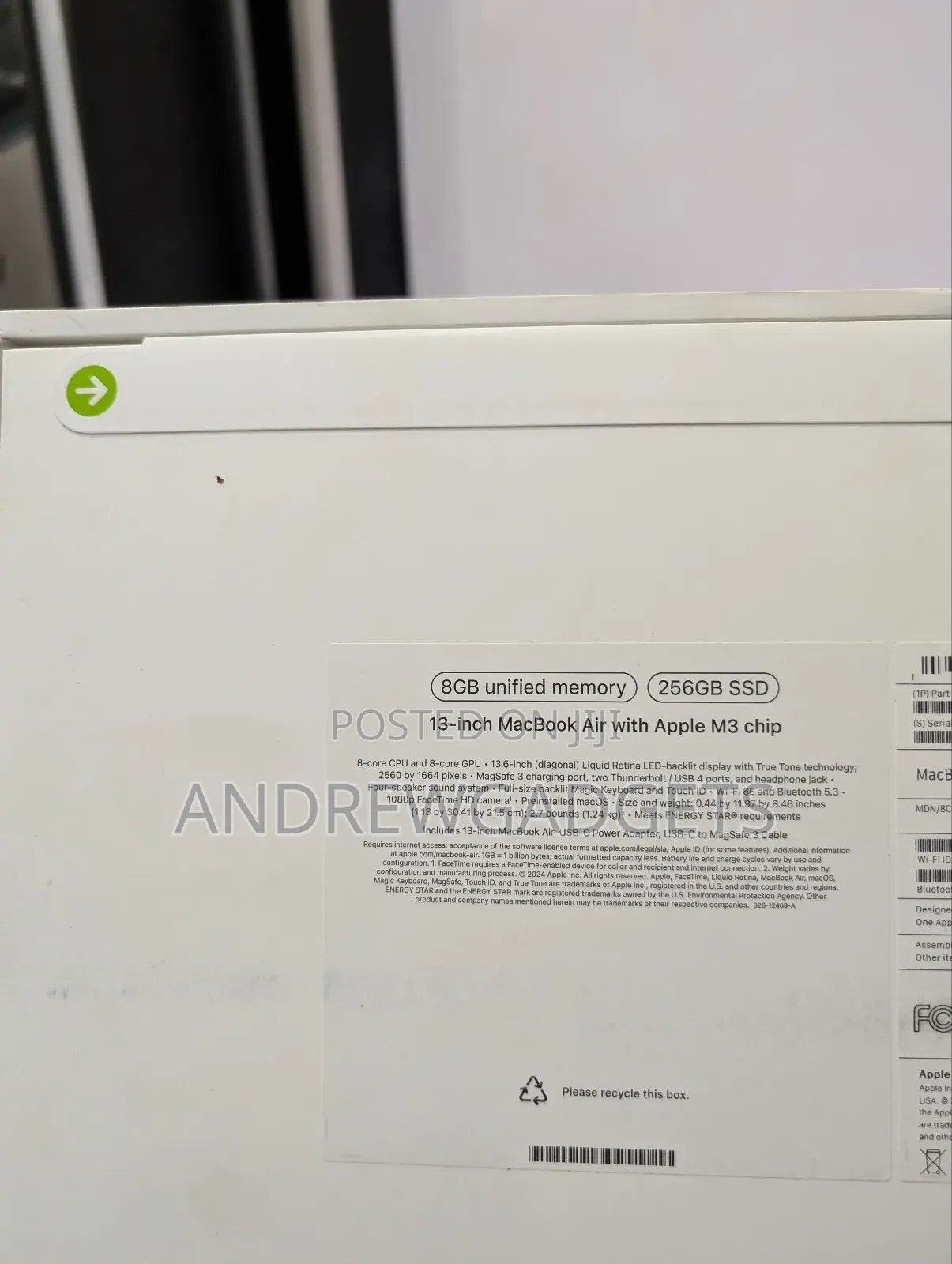 New Laptop Apple MacBook Air 2024 M3 13-Inch 8GB Apple M3 SSD 256GB