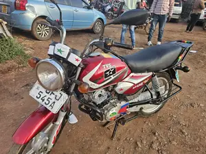 TVS HLX 125 2022 Red