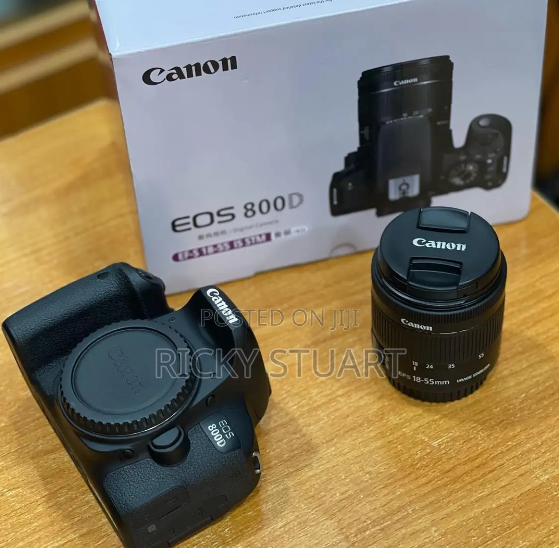 Canon 800D WTH 18-55mm Lens