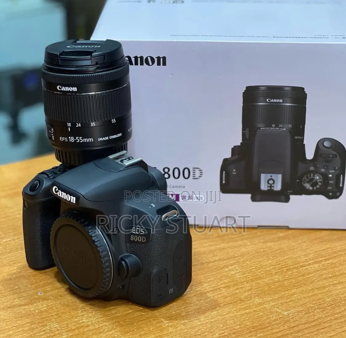 Canon 800D WTH 18-55mm Lens