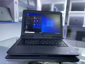 Laptop Dell Latitude 13 3340 4GB Intel Core i3 HDD 500GB