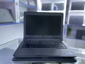 Laptop Dell Latitude 13 3340 4GB Intel Core i3 HDD 500GB