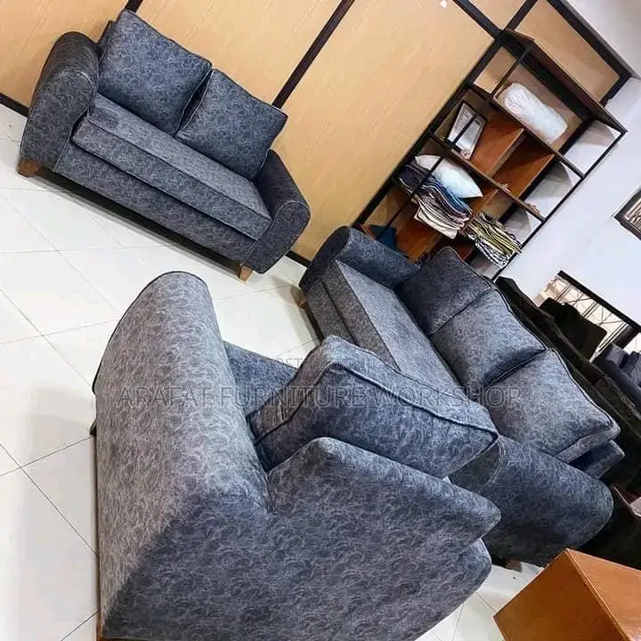 Modern D Simple Couch/ Sofa Set