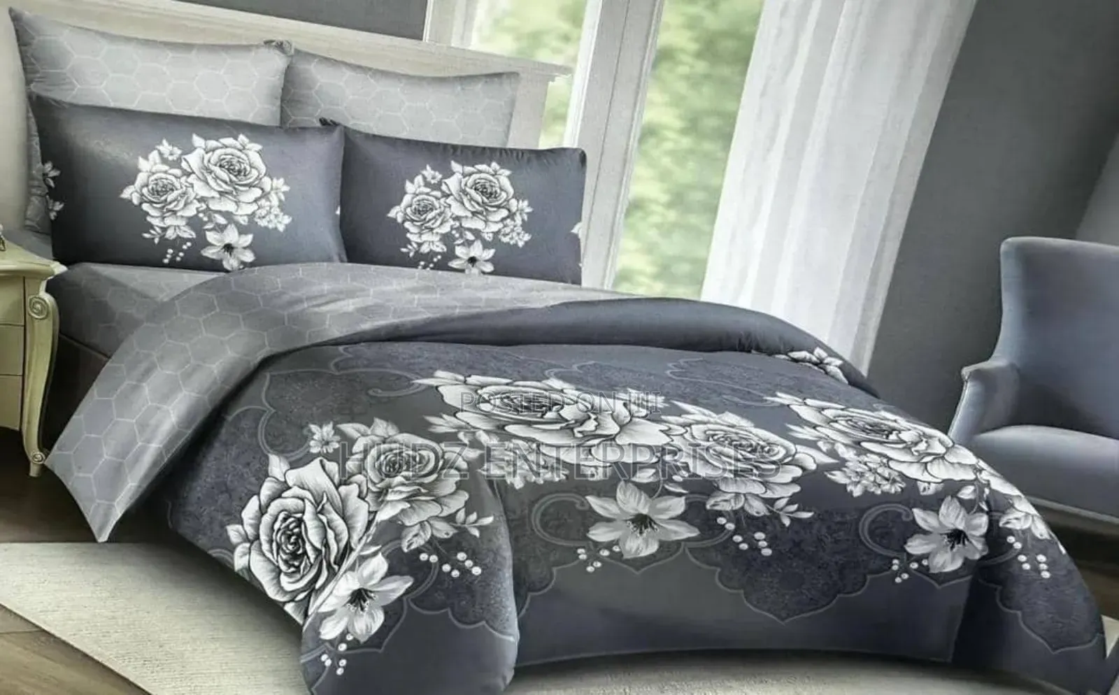 4pc Duvet 6*6 Gray Flowered Colour