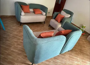 Luxury Couch in 6 Seaters
