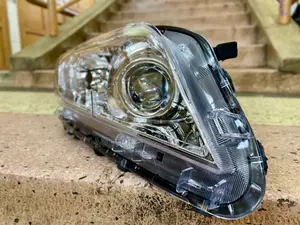 Toyota Vanguard Headlights 2010