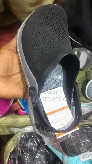 Lite Ride Crocs