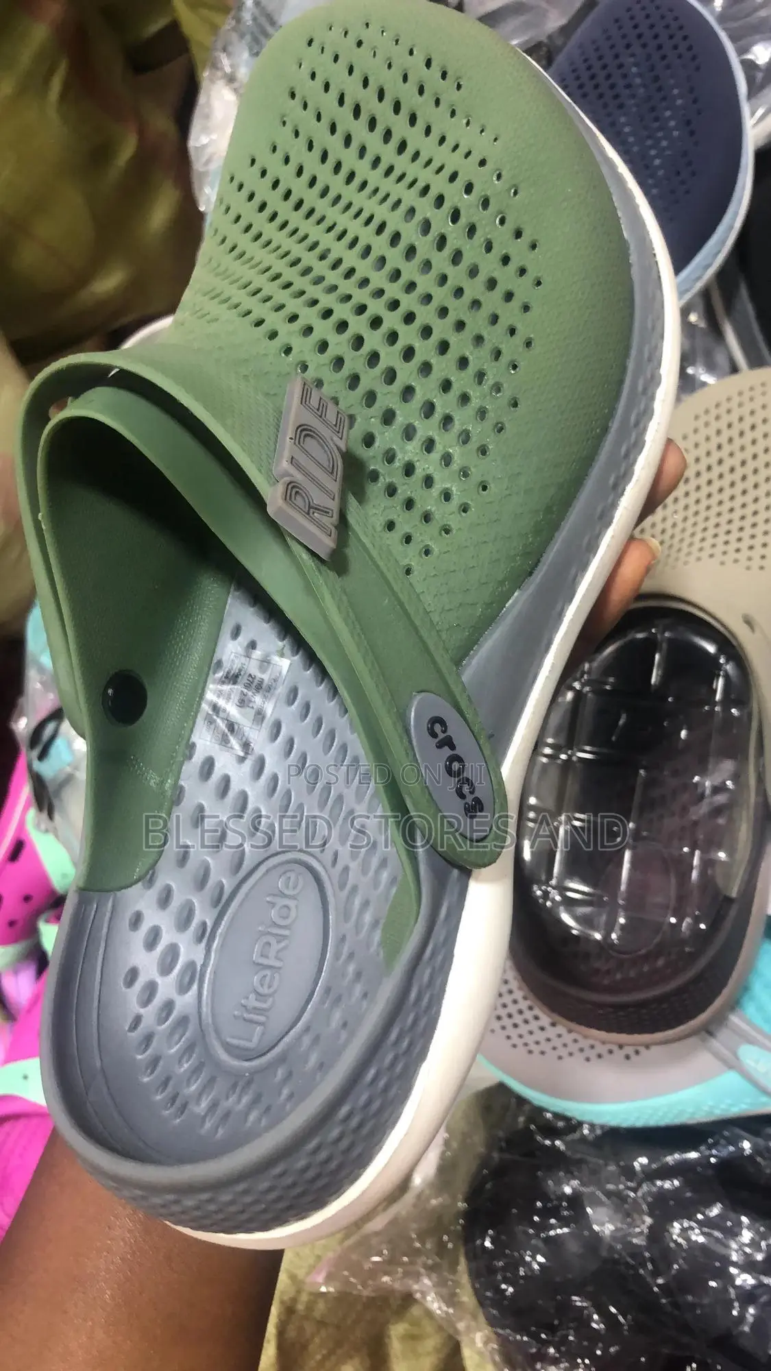 Lite Ride Crocs