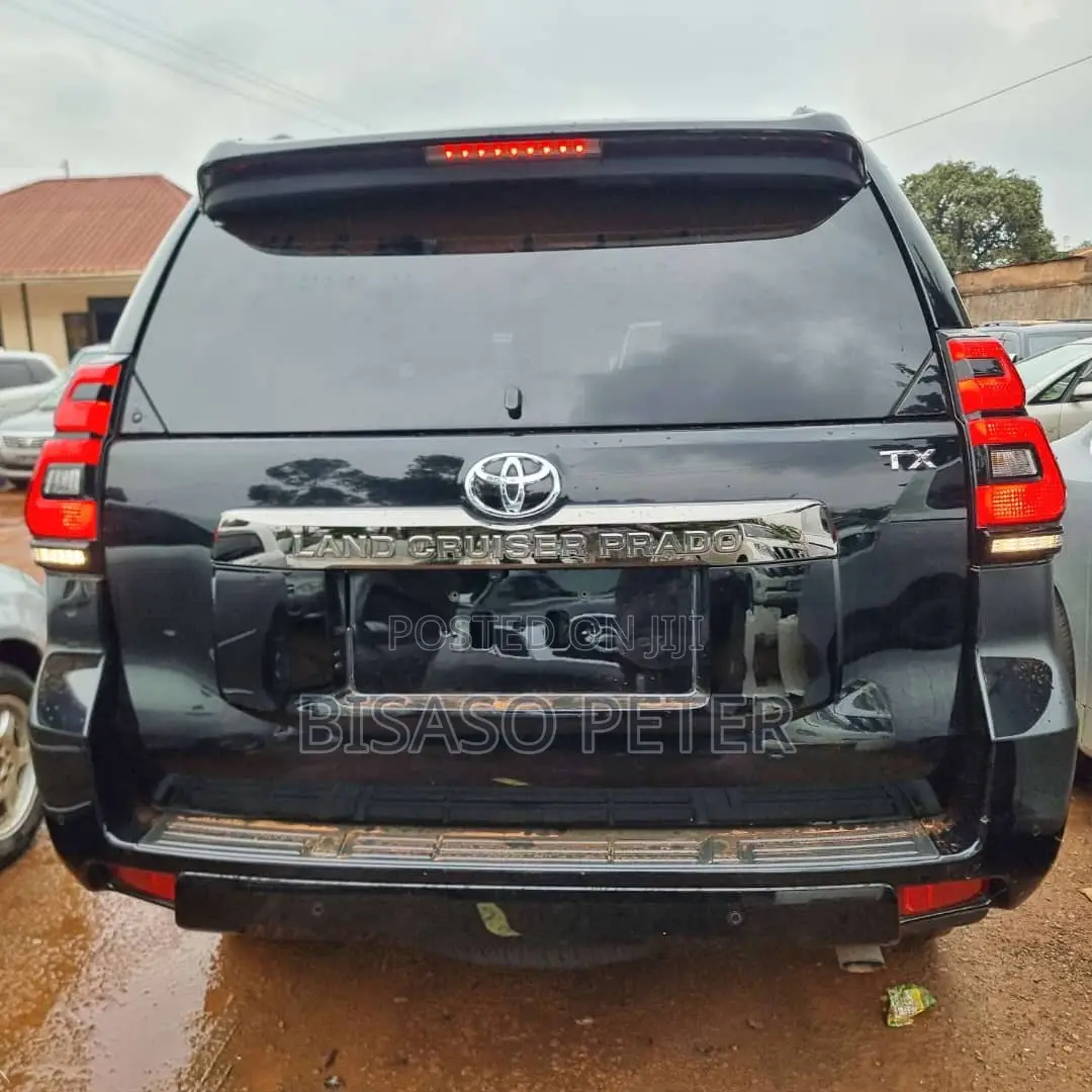 Toyota Land Cruiser Prado 2.8 2020 Black