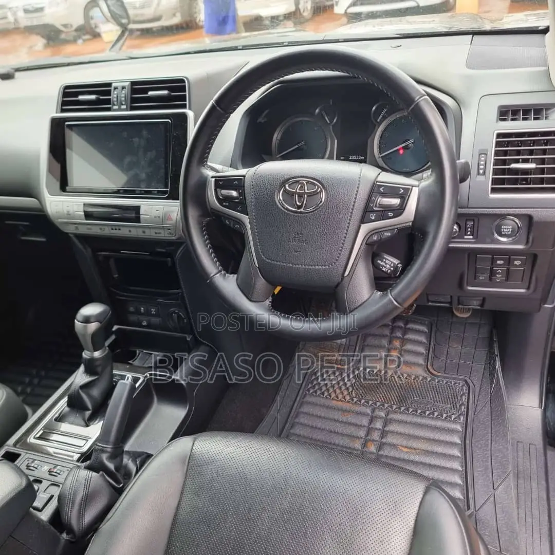 Toyota Land Cruiser Prado 2.8 2020 Black