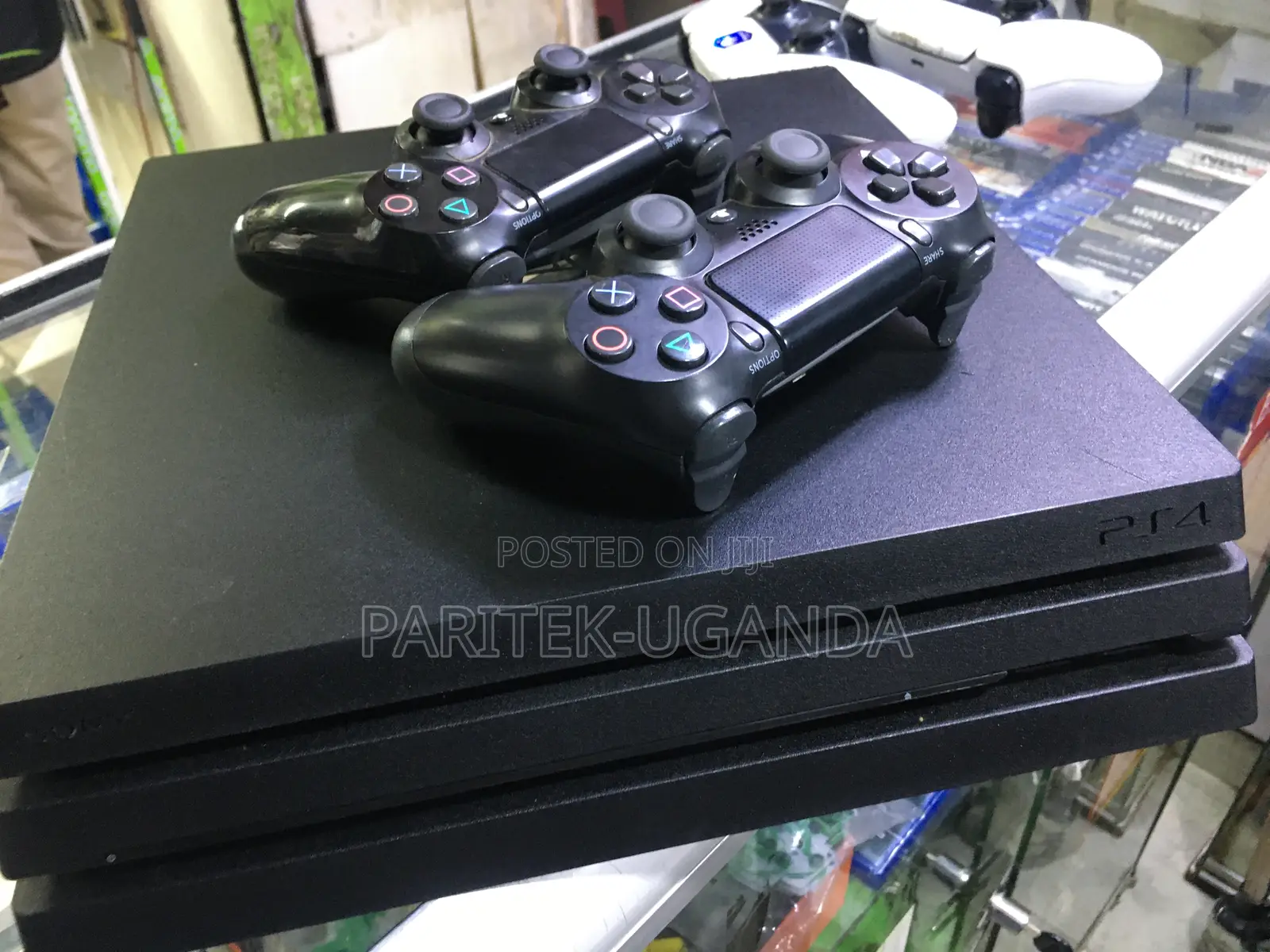 Playstation Ps4 Pro Console With 2 Pads 10 Games