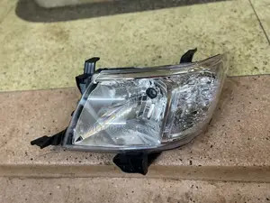 Toyota Hilux Vigo 2012 Head Lump
