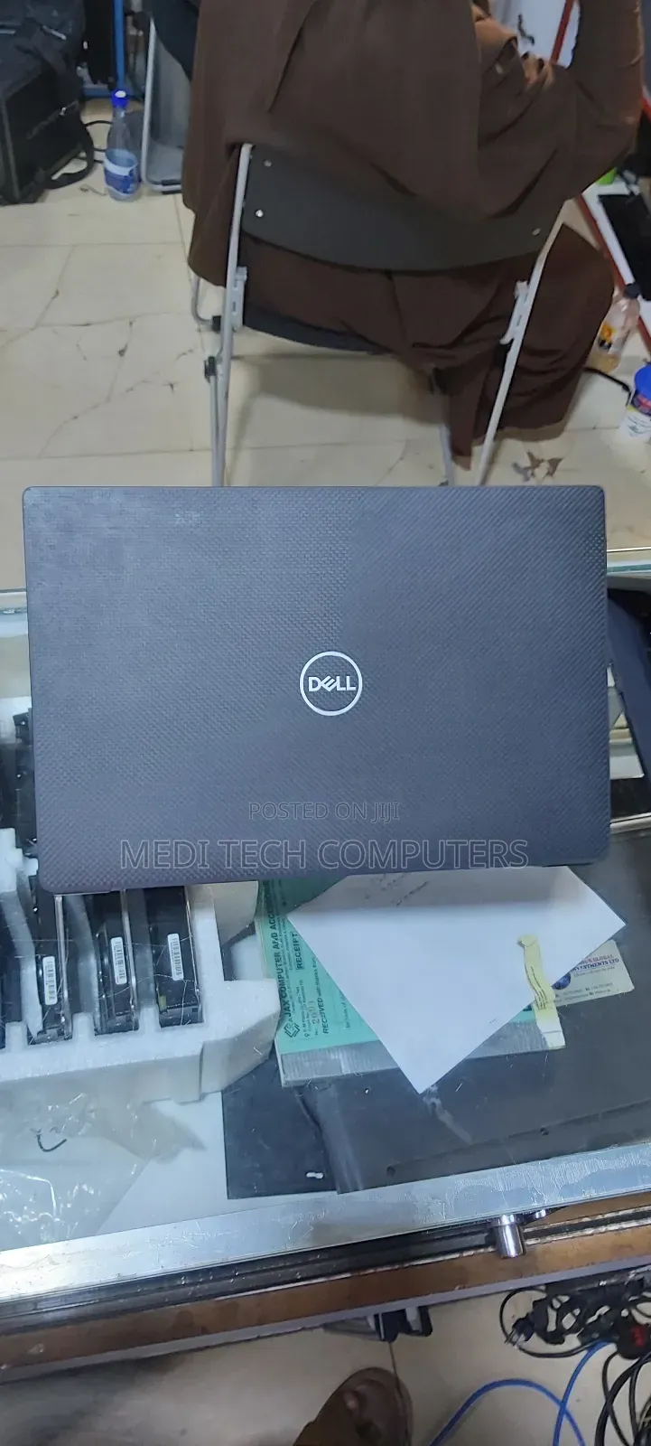 Laptop Dell Latitude 7400 8GB Intel Core I5 SSD 256GB