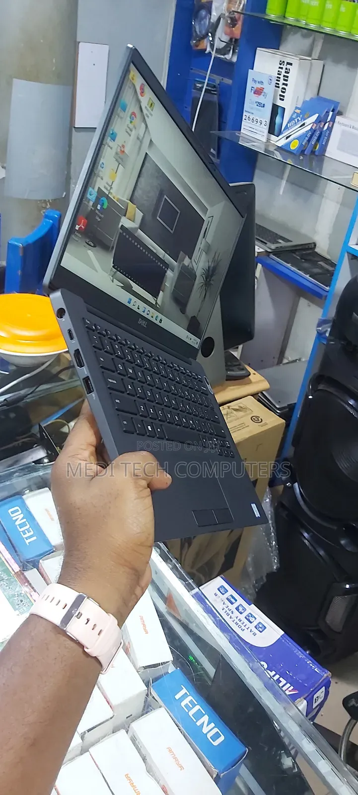 Laptop Dell Latitude 7400 8GB Intel Core I5 SSD 256GB