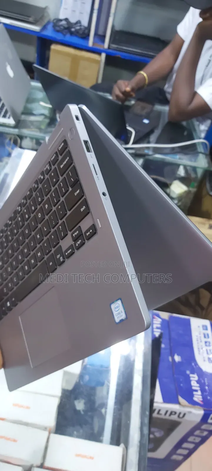 Laptop Dell Latitude 3310 8GB Intel Core I5 SSD 256GB