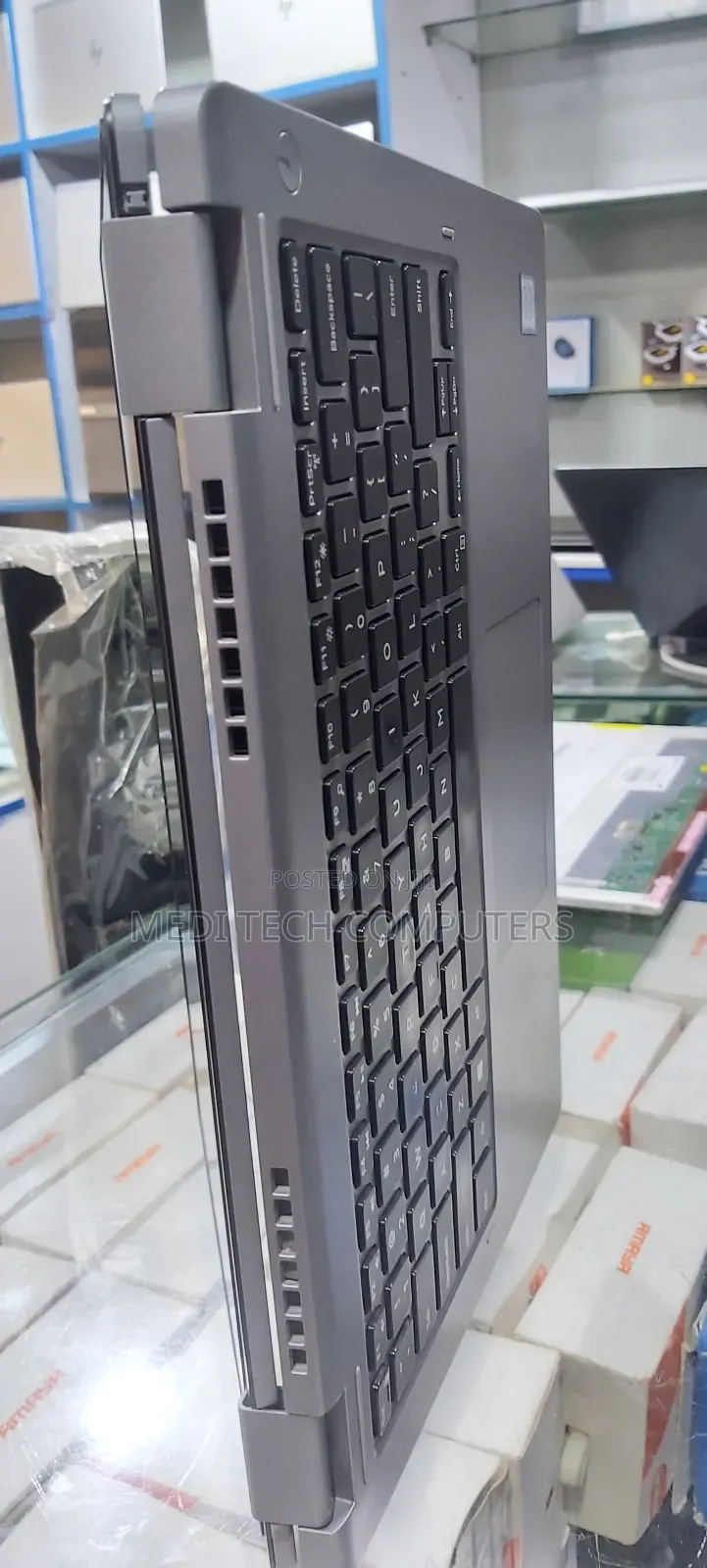 Laptop Dell Latitude 3310 8GB Intel Core I5 SSD 256GB